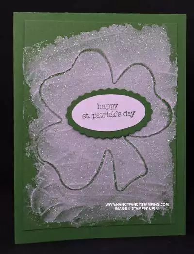 Sample of a handmade Happy St Patrick's Day using a Cookie Cutter This Happy St Patrick's Day Card is created using a Clover Cookie Cutter and Garden Green Cardstock (147089) and Shimmery White Embossing Paste (145645)
